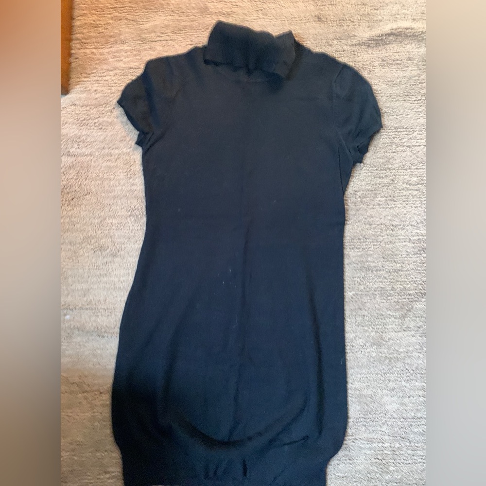 Venus short sleeve sweater dress